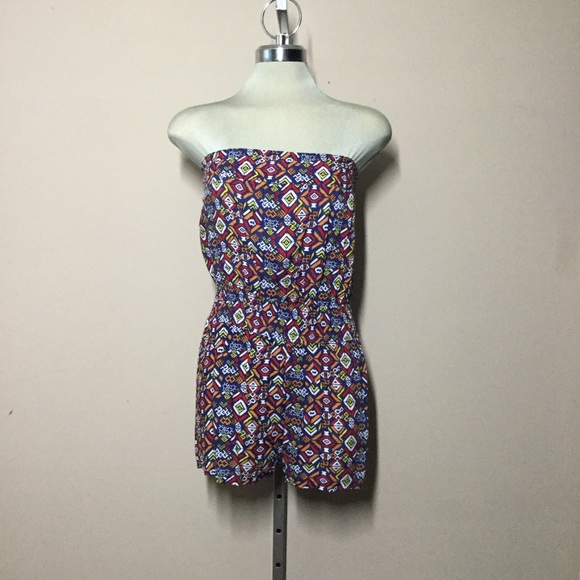 Rue 21 Beautiful Multicolour Strapless Romper Size S - Picture 7 of 9